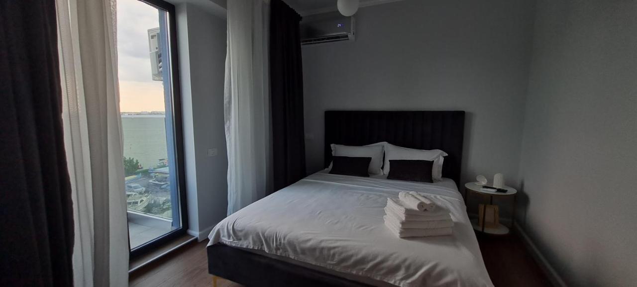 Golden Mirage Sunset Apartment Mamaia Exterior foto
